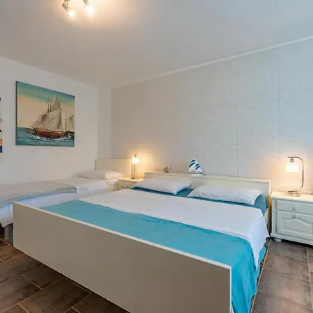Holiday home 2 Bedroom Stunning In