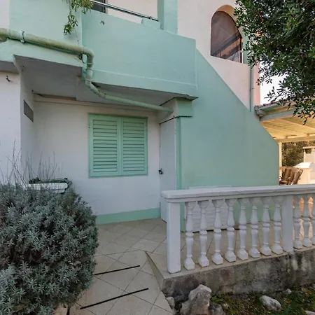 度假居 2 Bedroom Stunning In