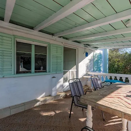 Holiday home Awesome In With Wifi Nevidane